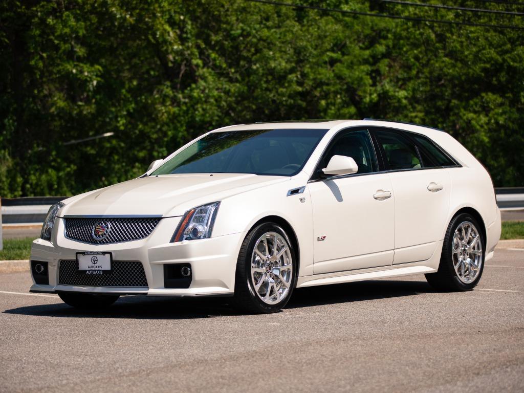 2012 Cadillac CTS-V's photo